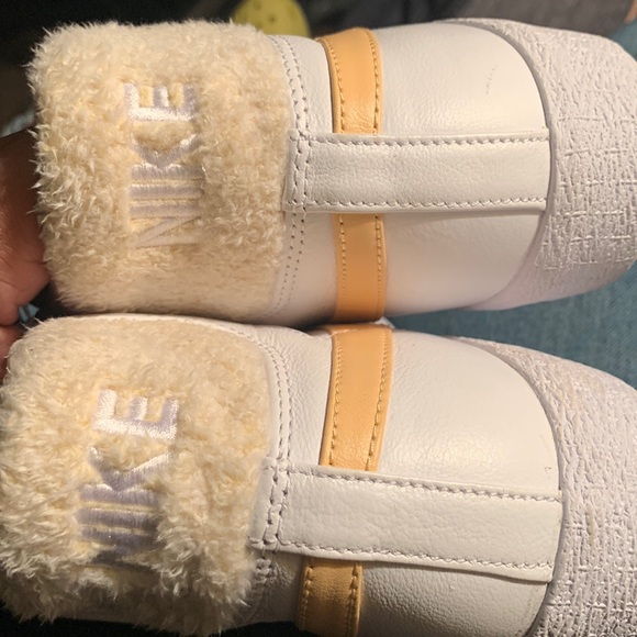 Wore these once and didn’t like them 🤷🏼♀️,,just need to get rid of them - Picture 1 of 3